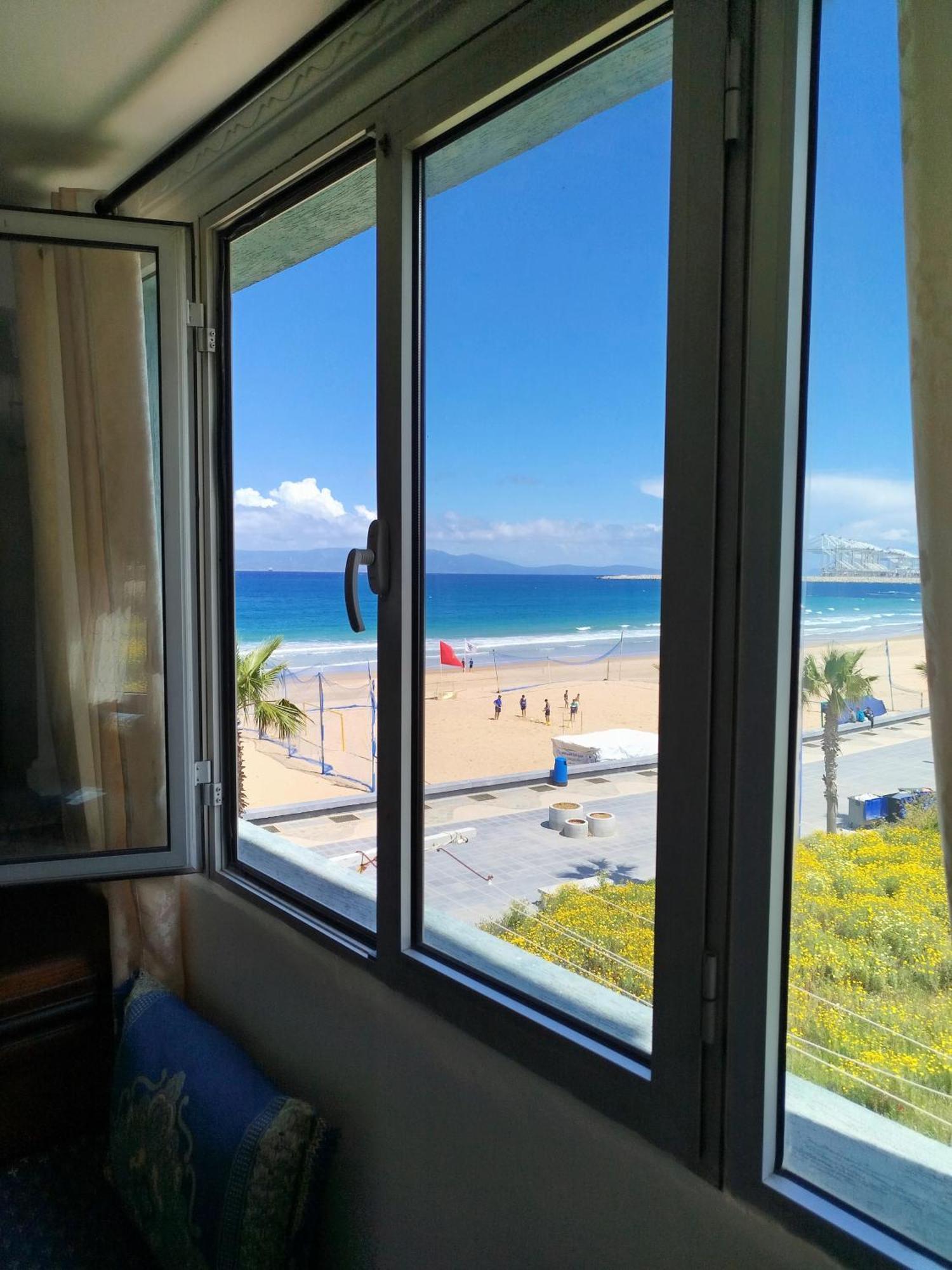 Apartment Corniche Ksar Sgher Ksar es Sghir Ngoại thất bức ảnh